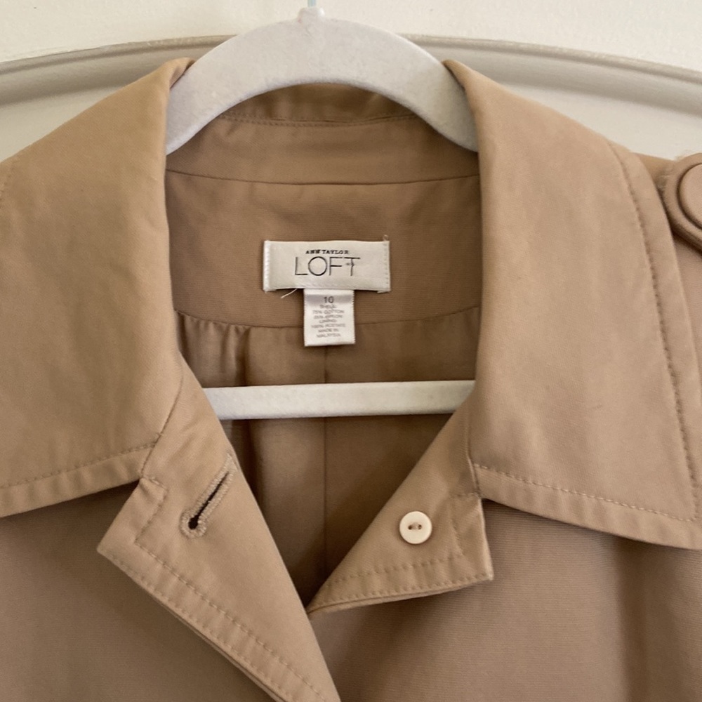 Ann Taylor Loft Women’s Trench Rain Coat Beige Size M Water resistant. Fall Coat - Picture 3 of 17